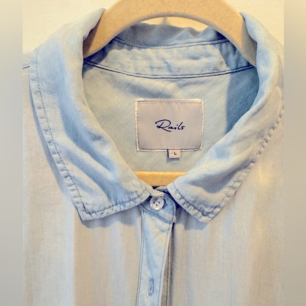 Rails Carter Denim Button Down Light Vintage Wash Women L - Picture 2 of 6